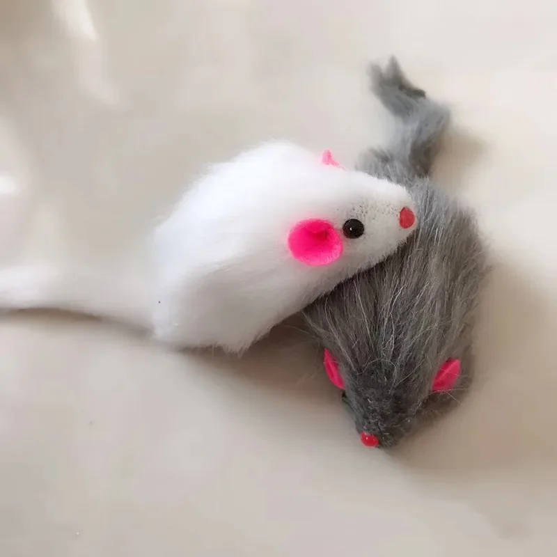 1/2/5Pcs False Mouse Pet Cat Toys Long-haired Tail Mice With Sound Rattling Soft Real Rabbit Fur Sound Squeaky Toy For Cats Dogs