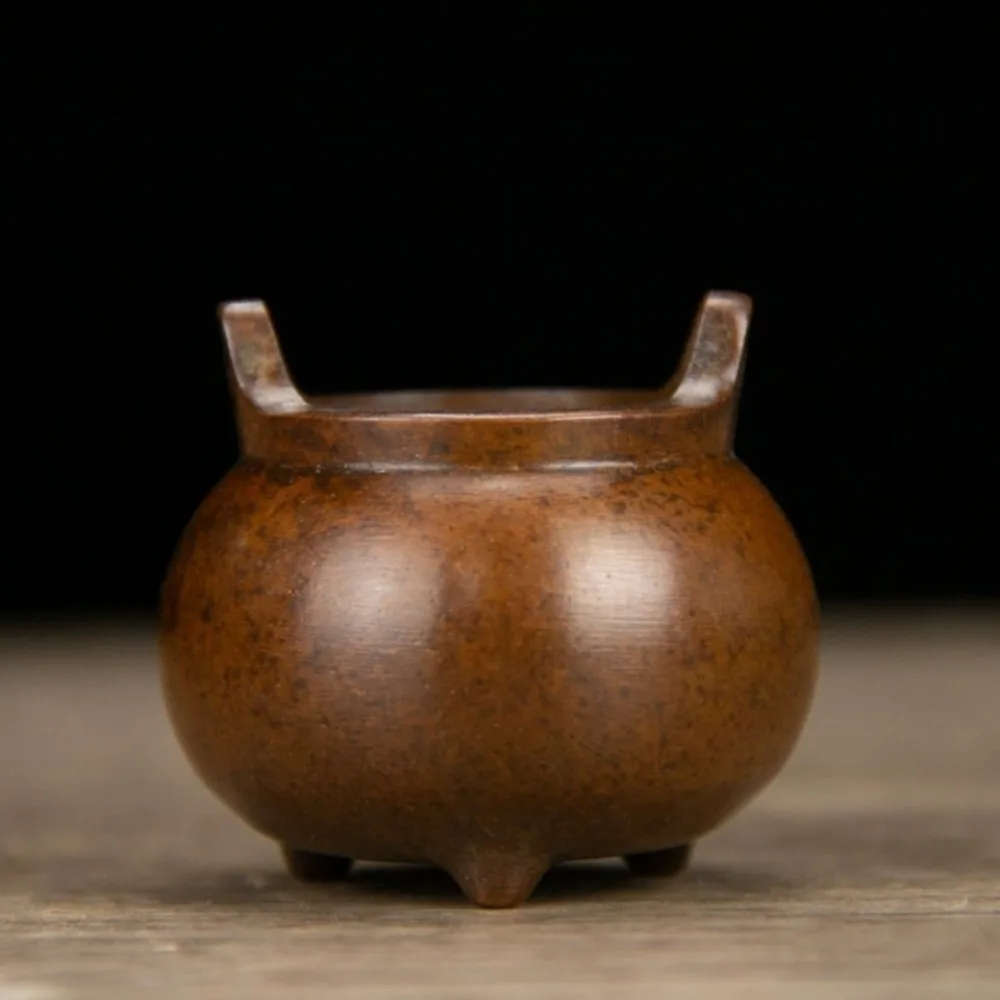 Mini Indoor Incense Holder for Home Use: Large-Bodied, Three-Legged Incense Burner