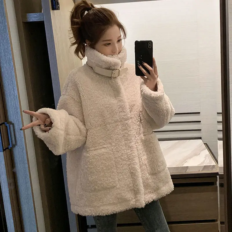 Cool Girl Punk Style Leather 2023 Autumn Winter Motorcycle Suit Imitation Mink Plush Jacket with Leather Buckle and Fur Coat