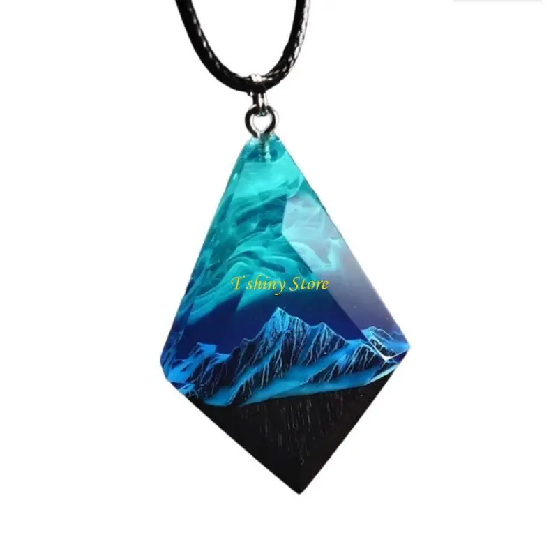 Collier avec pendentif en forme d'aurore montagne neige, délicat, élégant, chaîne clavicule, parure, monde magique