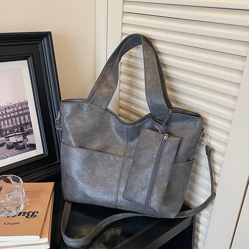 

Женская сумка-тоут из жатой искусственной кожи с соответствующим клатчем, многофункциональная, с несколькими карманами, для повседневного использования, офиса, шопинга, на плечо, 2025