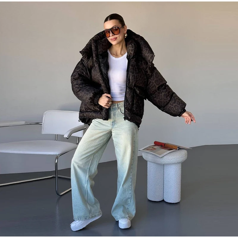Women's Leopard Print Hooded Cotton Padded Jackets Stand Collar Zipper Short Puffy Coats 2026 Winter Lady Street Warm Outerwear