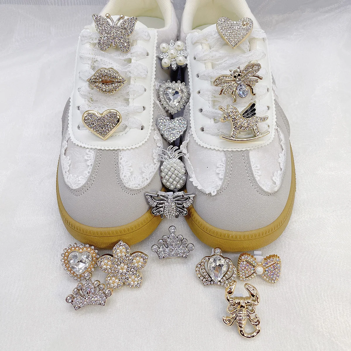 6PCS Bling Rhinestone Sneakers Shoe Laces Charms DIY Accessories Butterfly Flower Shoelaces Buckles Decorations Crown Shoe Clips