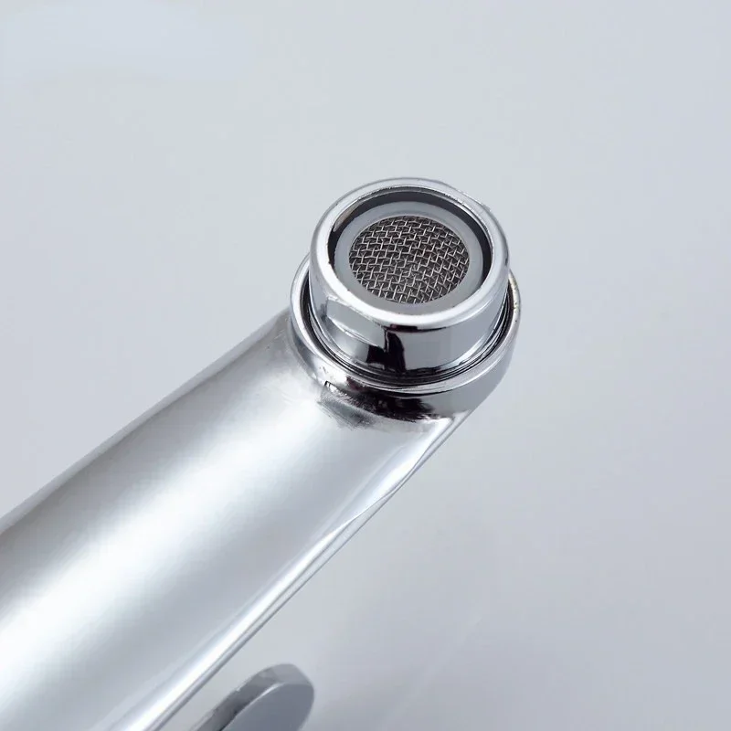 Rubinetto per lavabo singolo