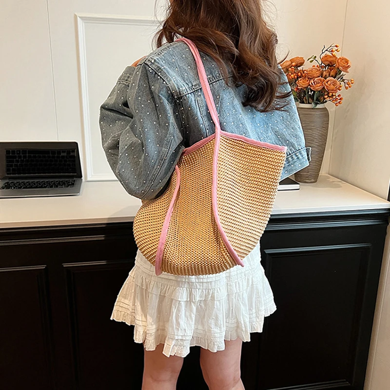 Leisure Woven Hand-held Women Bag, Fashionable Splicing Tote Bag, New Trend Niche Design, Shoulder Grass Woven Bag