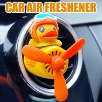 Difusor de fragancia para coche con hélice giratoria, divertido y bonito, con diseño de pato piloto, ambientador para rejilla de ventilación, accesorios de decoración interior, adorno de avión