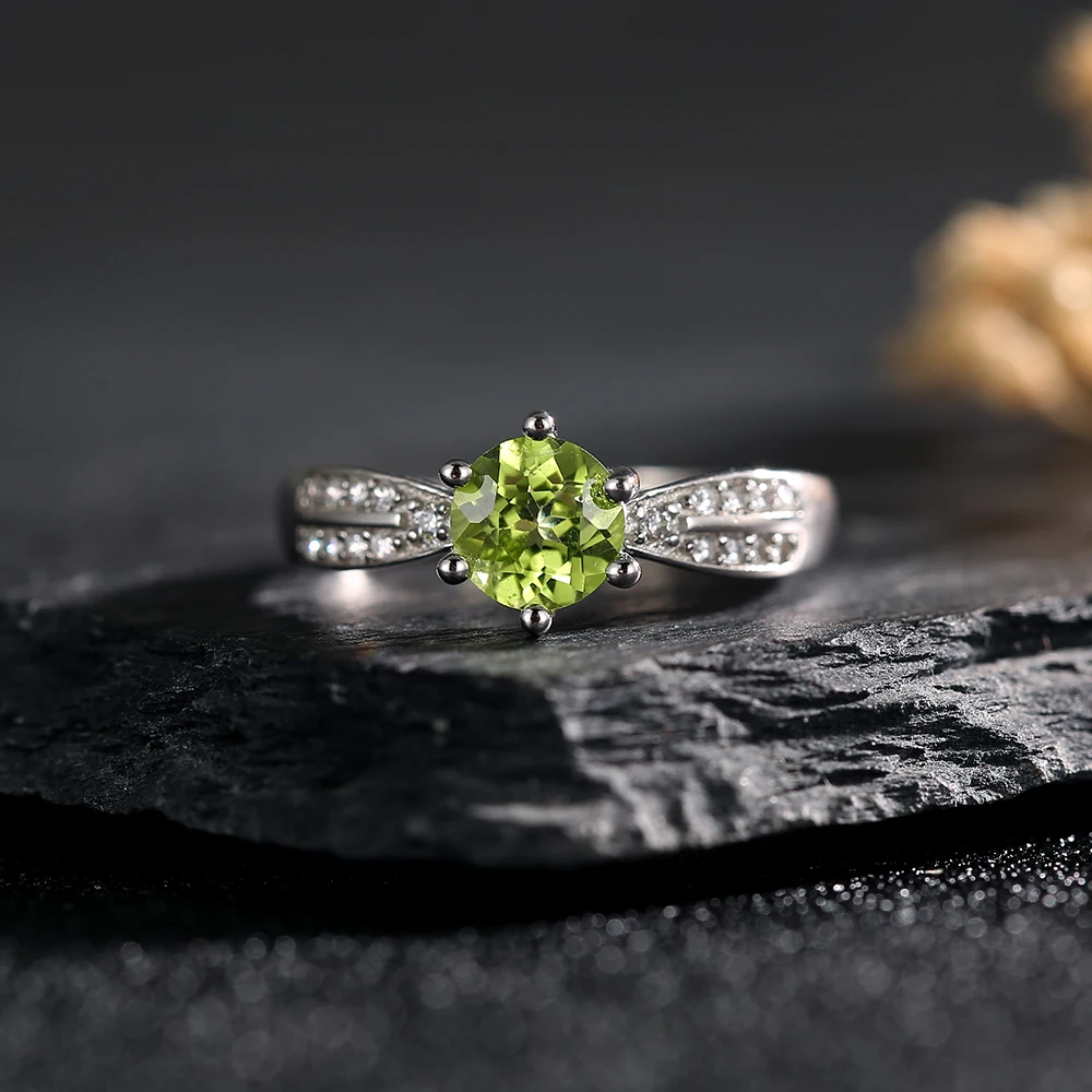 1Ct Natural Peridot Stone Excellent Cut S925 Silver Ring for Women Wedding Bands Elegant Chic Bowknot Design Engagement Jewelry