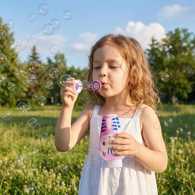 2Pcs Cute Cartoon Animal Mini Bubble Stick Children's Toy Small Handheld Bubble Blowing Water No Splash Bubble Cup