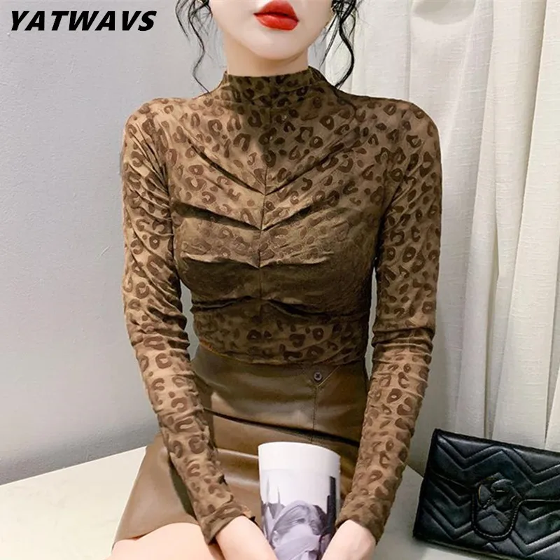 

New Chic Autumn Women's Sexy Turtleneck Long Sleeved T-Shirt Fashion Fashion Leopard Flocking Female Slim Mesh Tees Tops