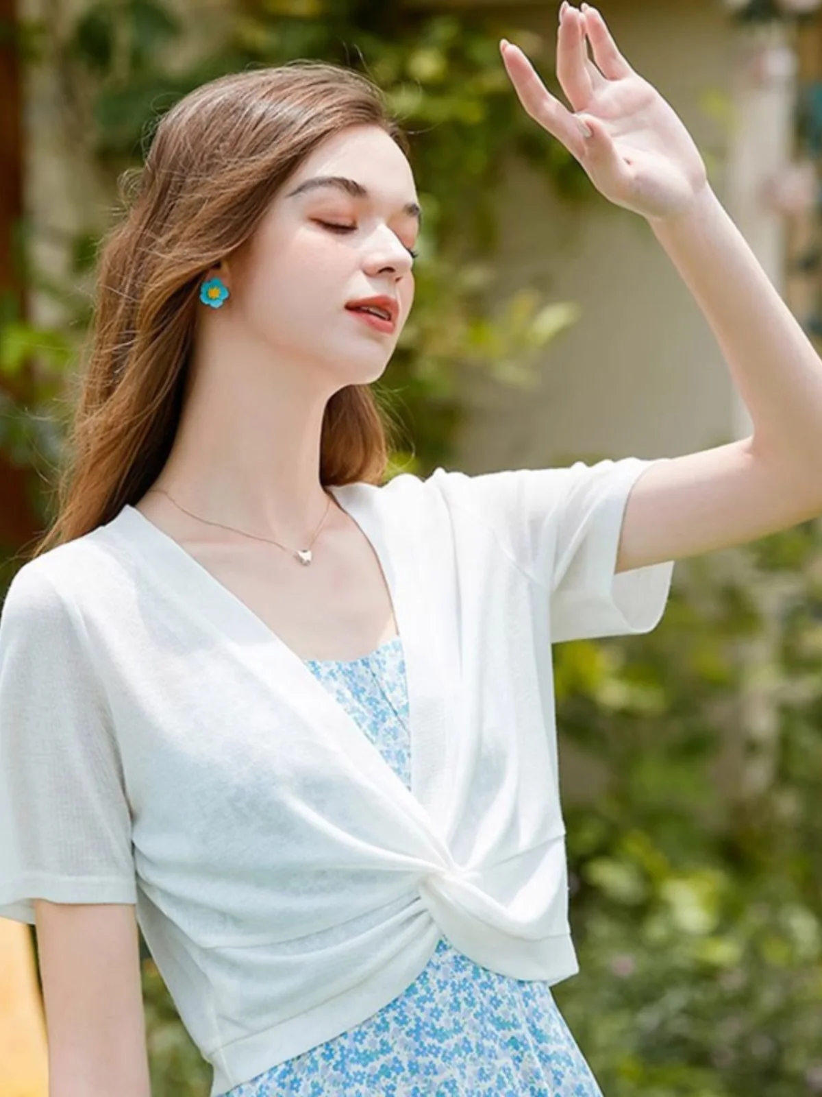 

Ice Silk Knitted Short Sleeve Open Cardigan Thin Women's Shawl Summer Matching Halter Skirt Outer Sun Protection Coat Small C...