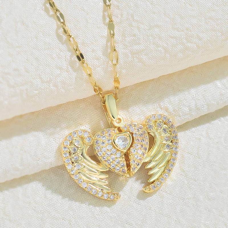 Titanium Steel Love Necklace for Women\'s Advanced Creative Versatile Opening and Closing Angel Wings Pendant Jewelry
