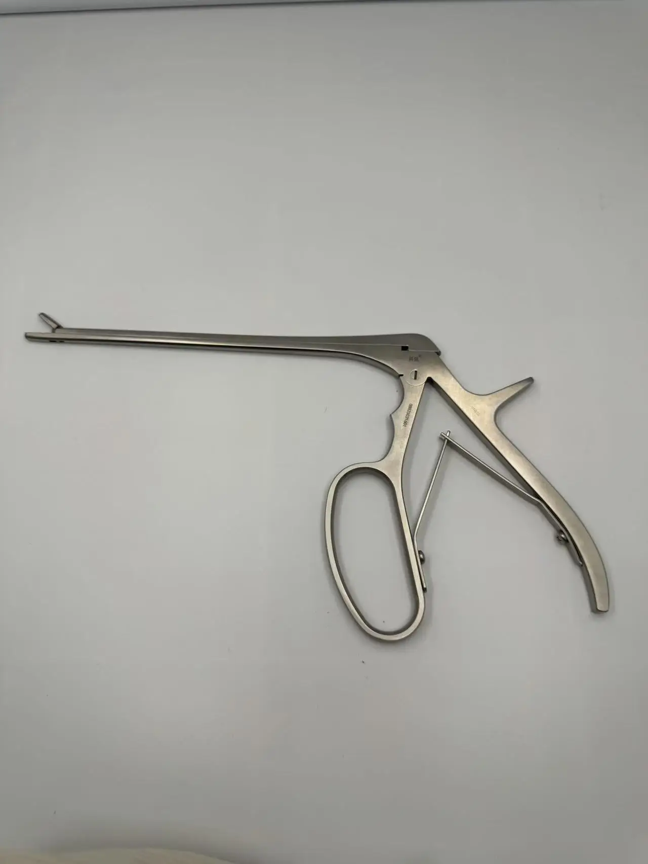 Manual Nasal Tissue Cutting Forceps 0 Degree 30 Degree 180mm ENT Surgical Instruments Class I 1 Year Warranty Keqiang B1026