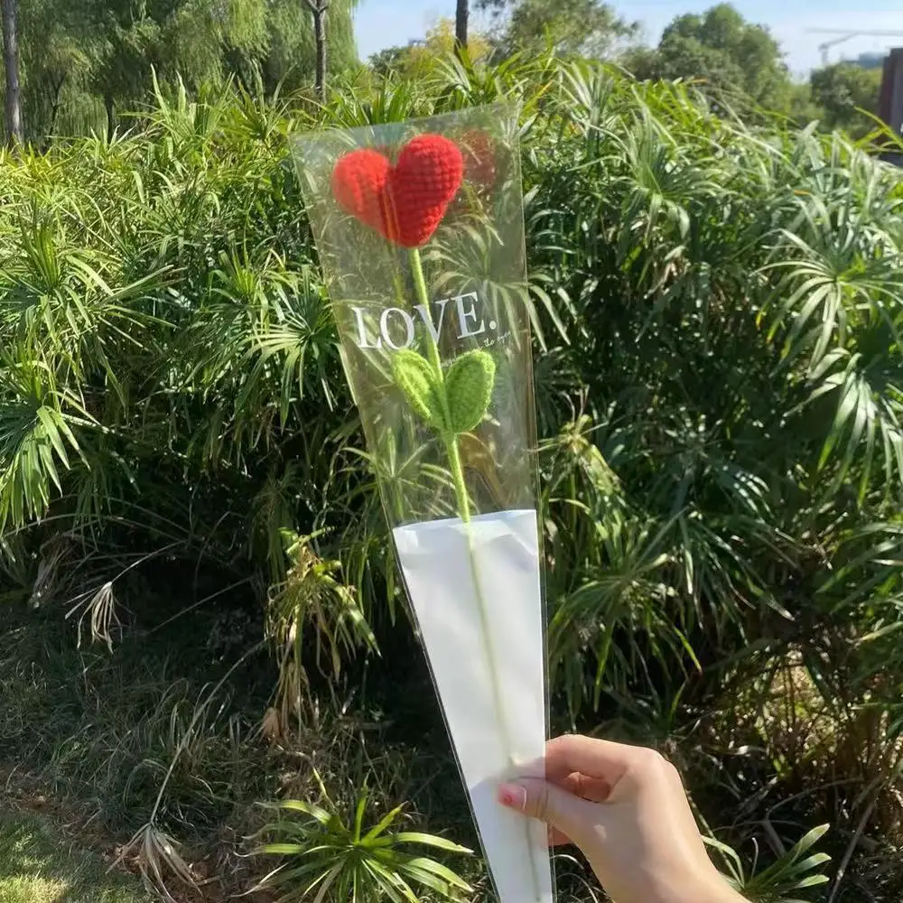Flores de amor de hilo, flores de hilo suaves en forma de corazón, ramo de amor de San Valentín, flores de tallo verde coloridas para decoración del hogar, madre