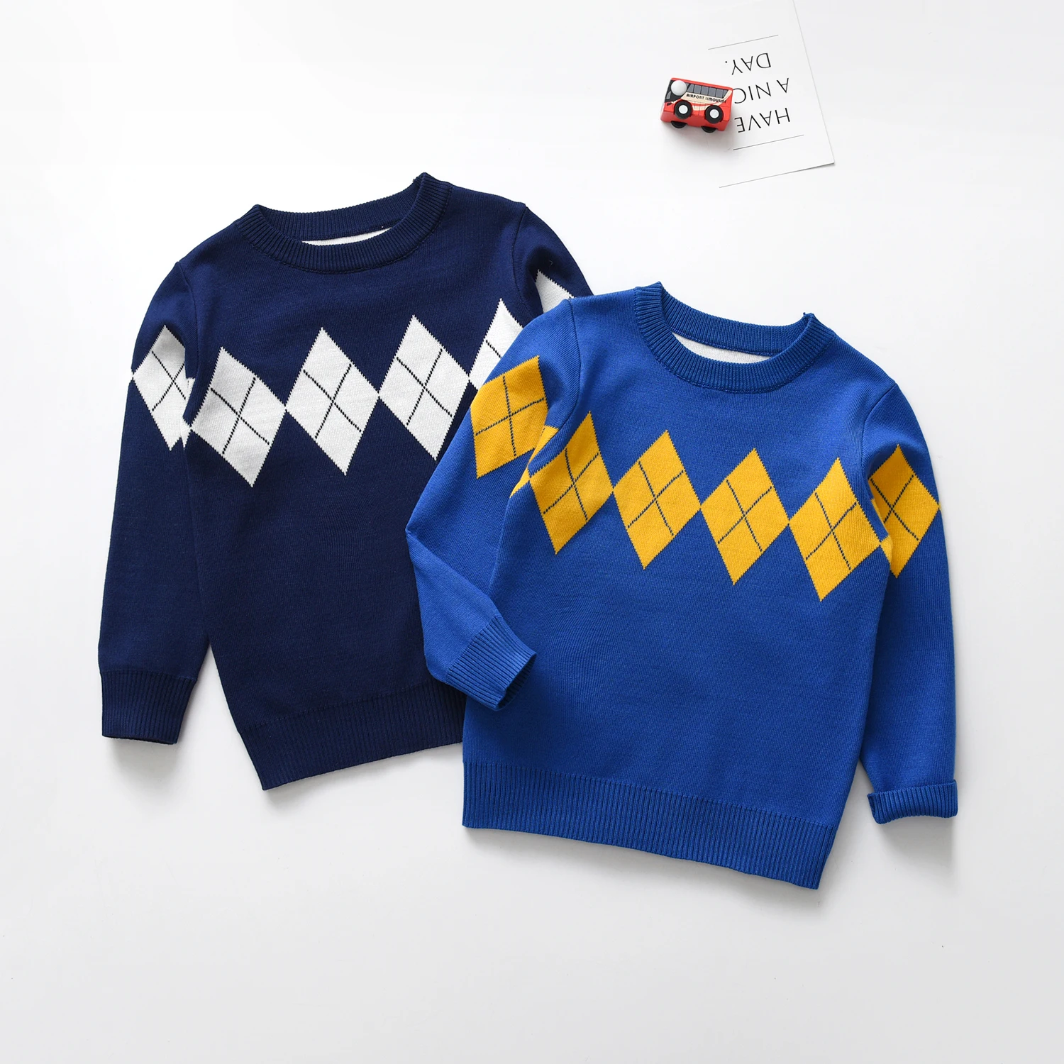 Autumn and winter boys warm sweater patterned lattice, hood, long -sleeved sweater college wind baby boy knit sweater