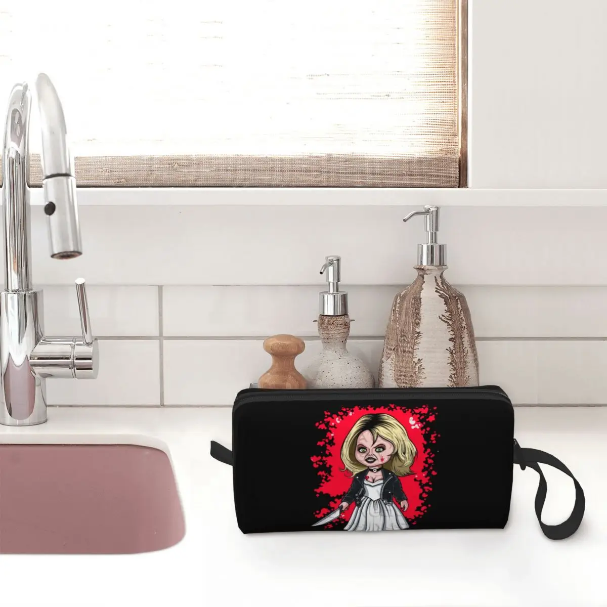 Custom Bride Of Chucky Toiletry Bag Women Scary Tiffany Makeup Cosmetic Organizer Ladies Beauty Storage Bags Dopp Kit Case Box