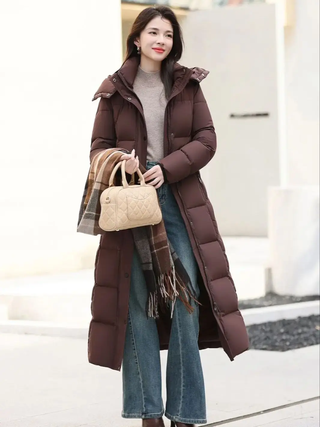 

Fit -20 ℃ Холодно-зимние длинные пальто на утином пуху женские более толстые теплые пальто костюм пальто парки с капюшоном wy2306