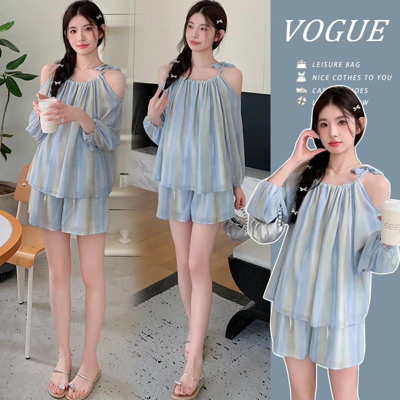 

Pregnant Women's Summer Fashion Set: Stylish Off-Shoulder Thin Loose Top & Shorts Two-Piece, Slimming for Petite Moms-to-Be