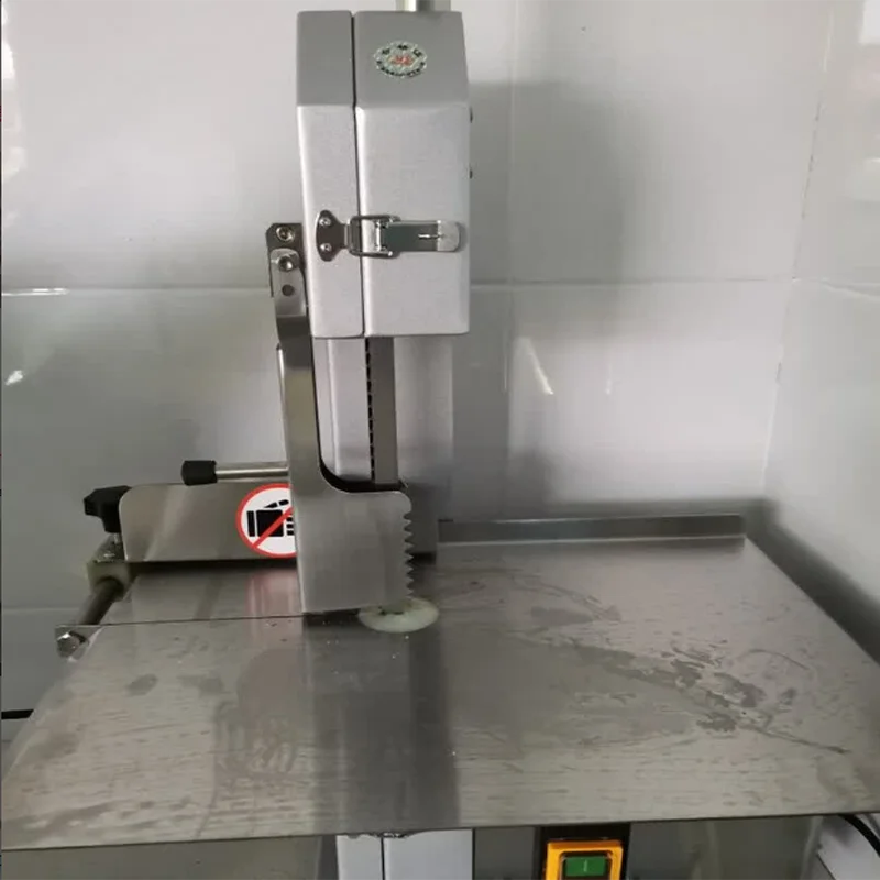 

Electric Bone Cutting Machine Stainless Steel Bone Cutter Pork Ribs Frozen Pork Trotters Bone Steak Cutting Machine