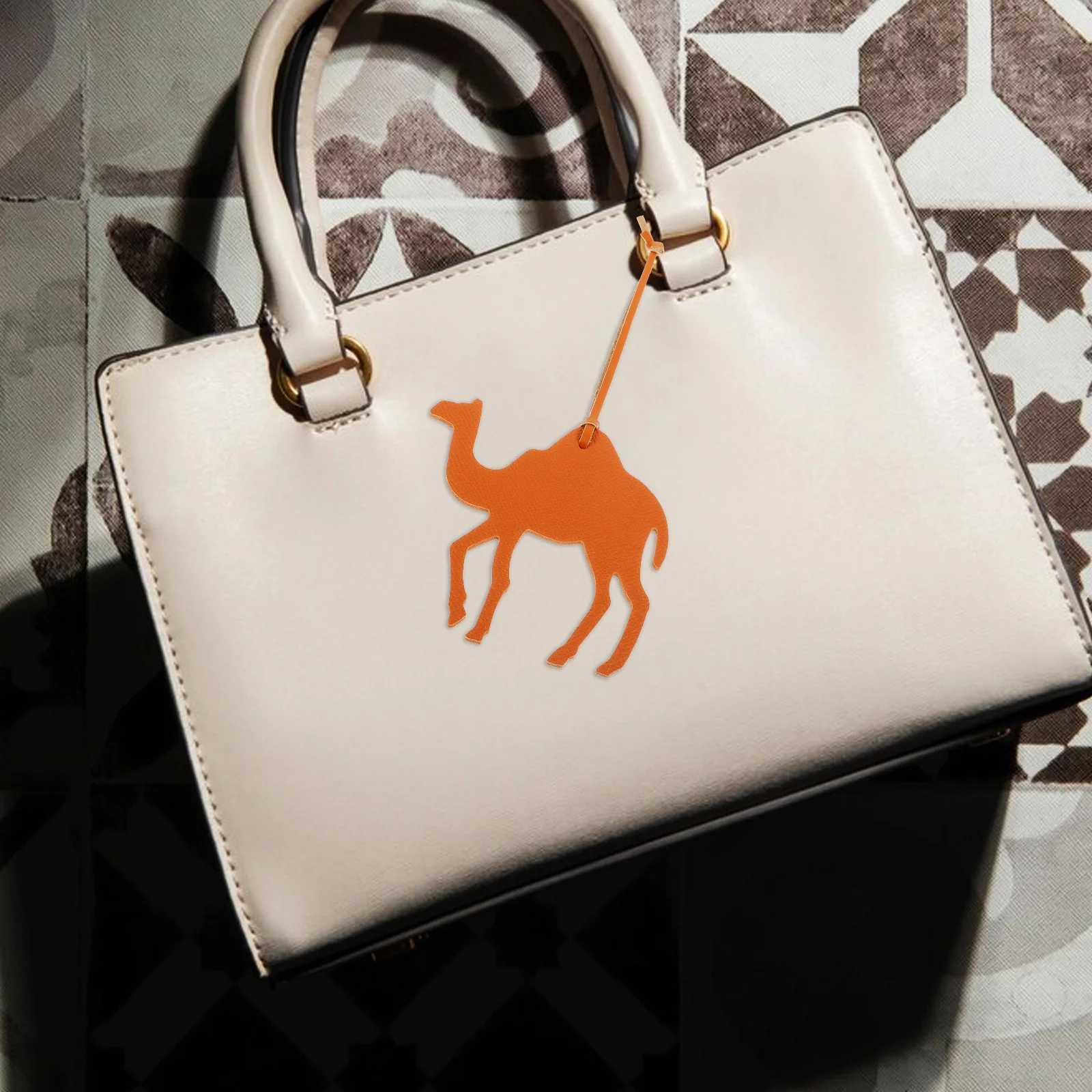 بو الجمل قلادة حقيبة الديكور شنقا سحر الشرق الأوسط نمط الحيوان المفاتيح لطيف ملحق العربية سيارة شماعات