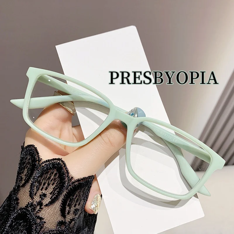 

Simple Square Frame Anti Blue Light Reading Glasses New Luxury Computer Eyewear for The Old Ultra Light HD Far Sight Eyeglasses