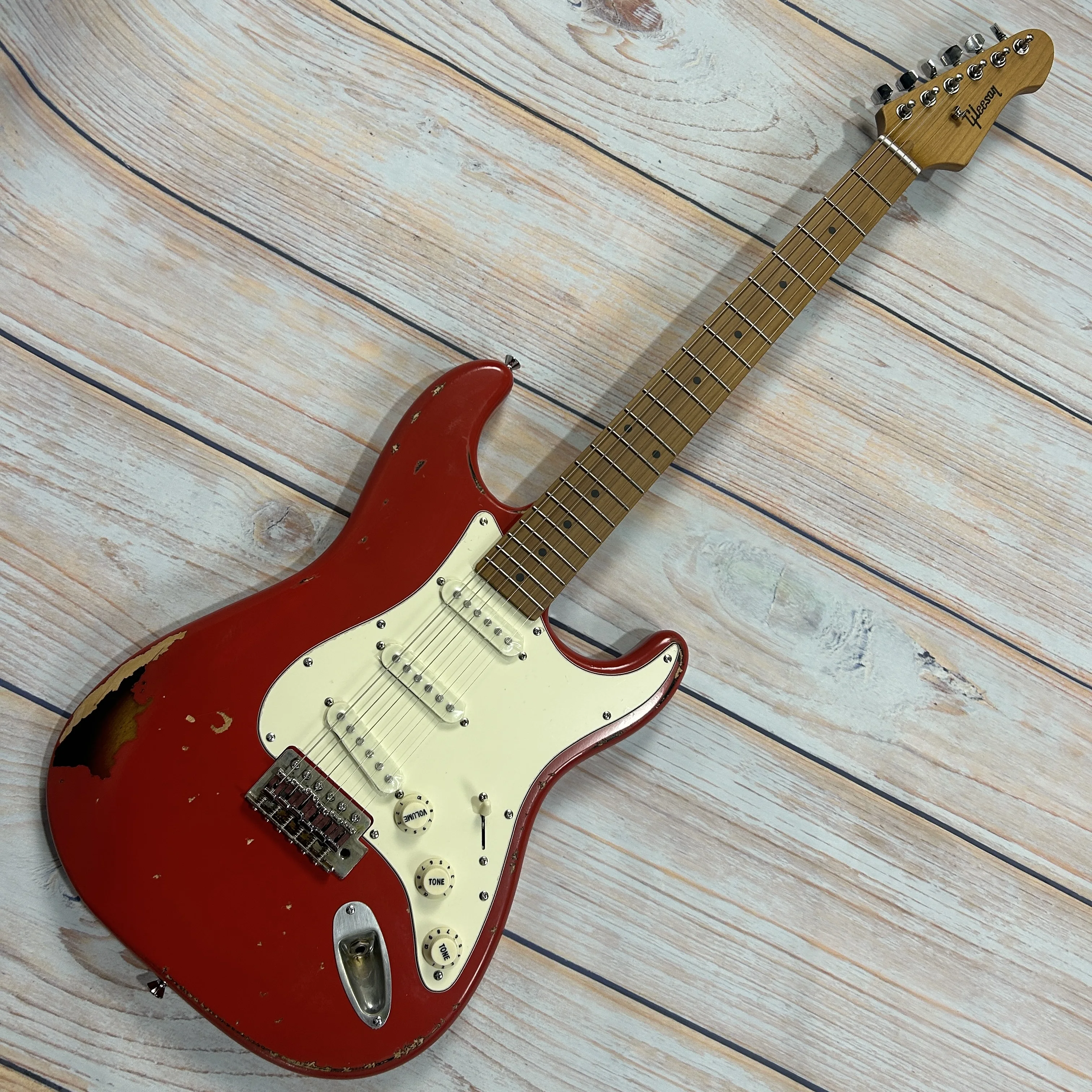 

Gleeson Aged St Electric Guitars, Carbon-roasted Maple Neck, Retro Red&Vintage Sunburst, Stainless Steel Rounded Edges Frets