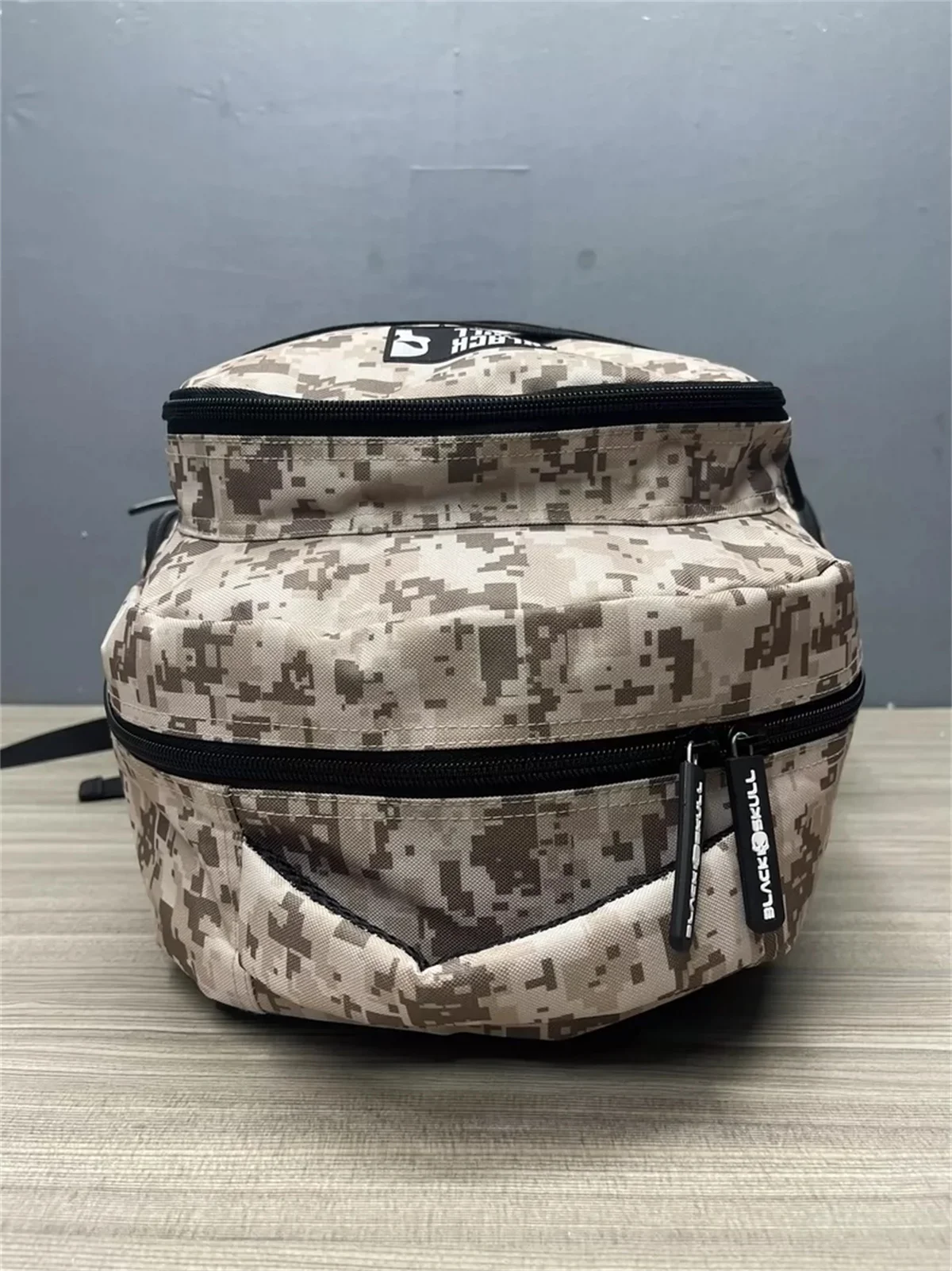 Camouflage military fan tactical backpack, 50cm * 31.5cm * 15cm