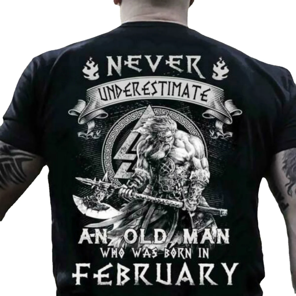 Never Underestimate An Old Man Born In February T-Shirt. Summer Cotton Short Sleeve O-Neck Men's T Shirt New S-3XL