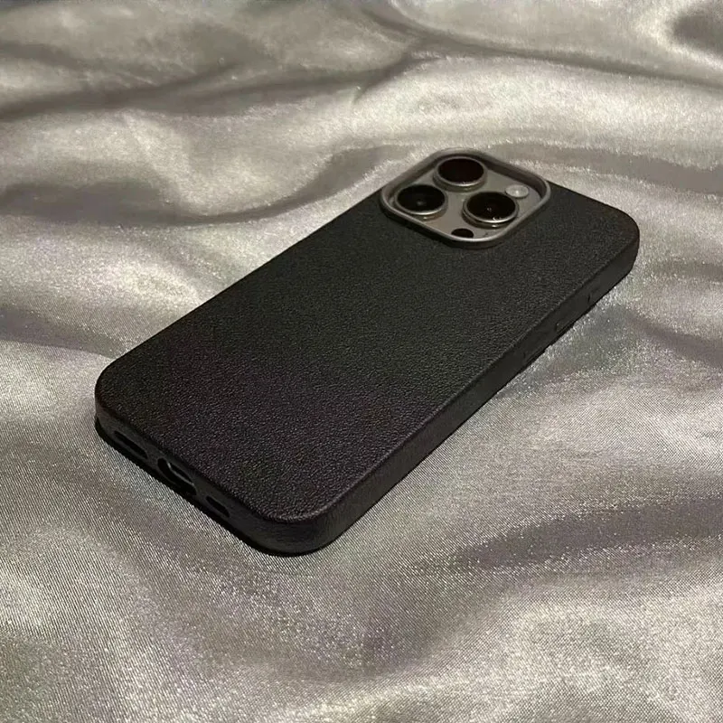Custodia per telefono in silicone di lusso in pelle opaca per iPhone 11 12 13 14 15 16 Pro Max Plus X XS Max XR Protezione morbida antiurto