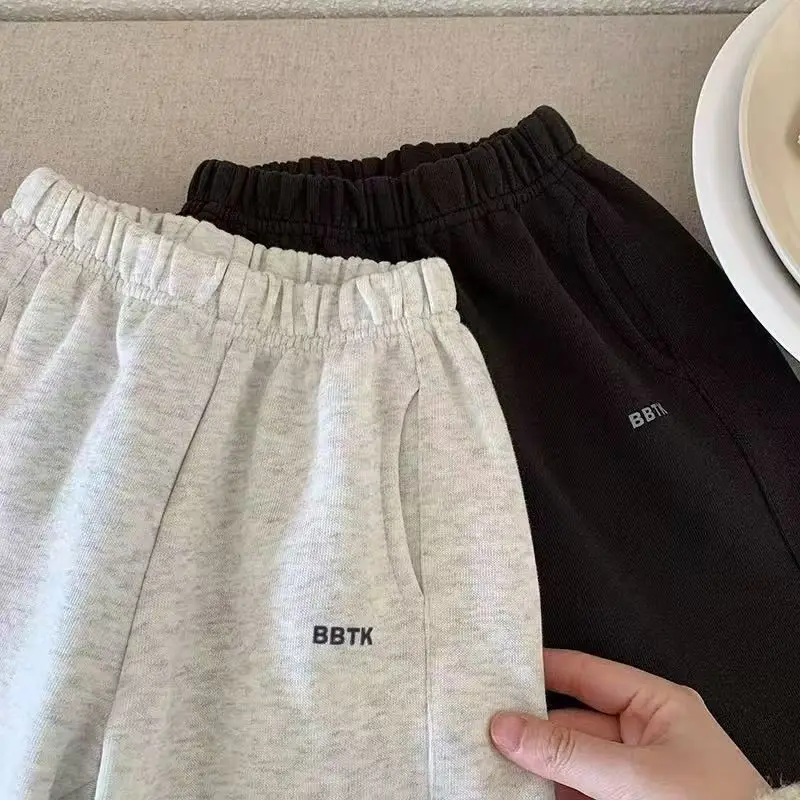 Baby- und Kinder-Freizeithosen 1-11 Jahre Frühling 2026 Teenager Mädchen Jungen Einfarbige Hosen Mädchen Lockere Outdoor-Jogginghosen Sporthosen – Detail 7