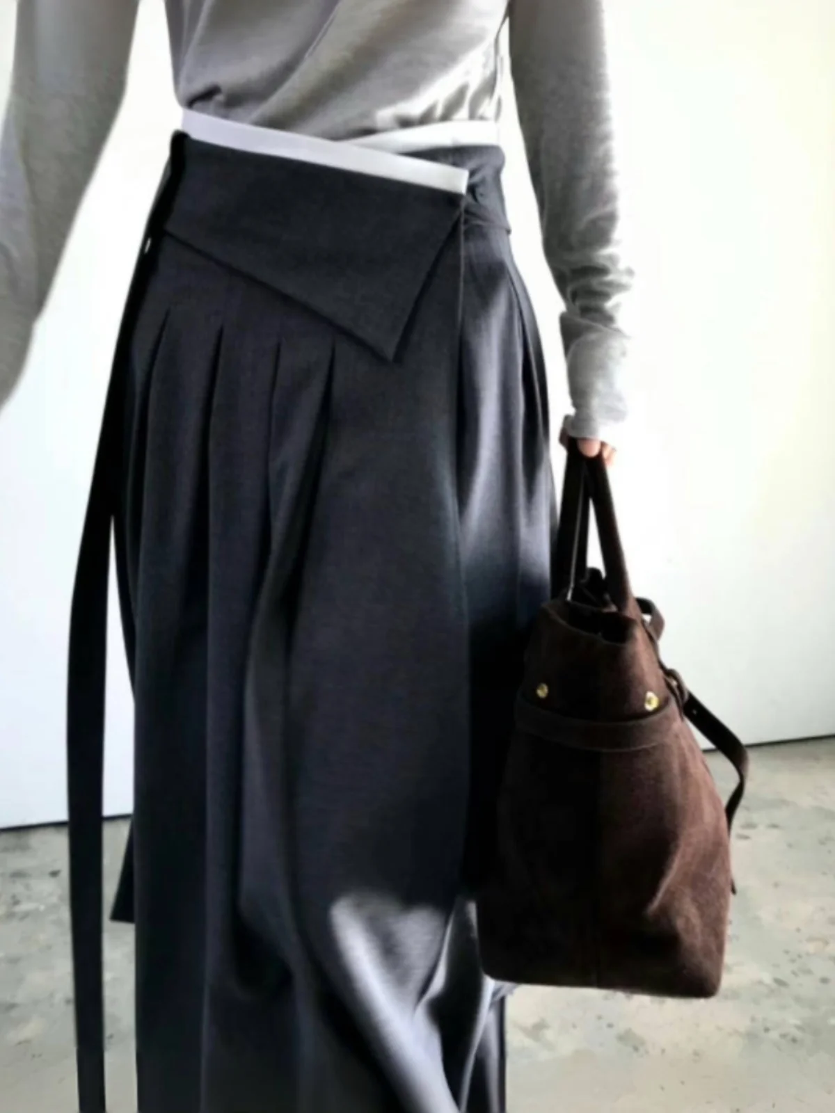 Korean Style High Waist A-Line Skirt Women's Fashionable Half-length Skirt with Sash Pleated Design in Mella Color System