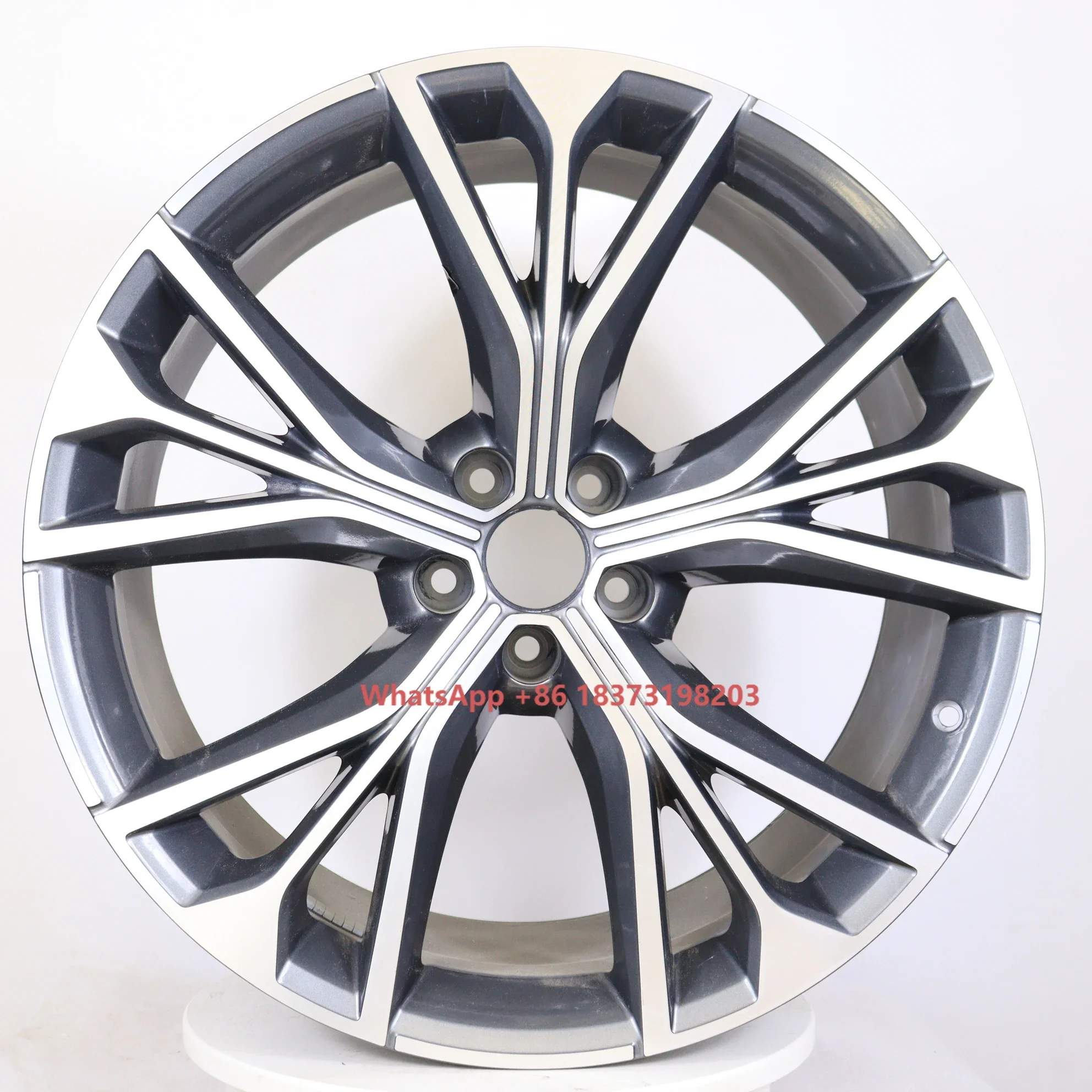 

21-дюймовая оригинальная ступица колеса 5x112 4M8601025S, подходит для литьевых дисков Q8 Q7 Q6 Q5 A6 A7 A8