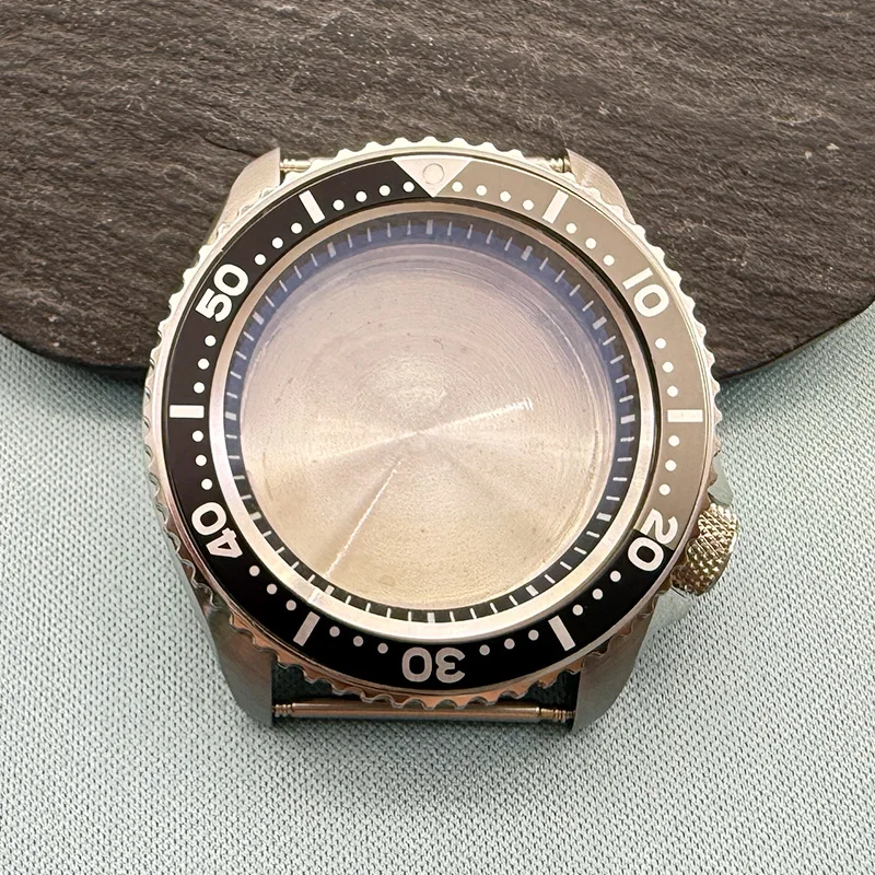 SKX007 men's watch case sapphire 42mm stainless steel case is suitable for NH35 NH36 4R35 4R36 6R 7S movement 28.5mm Dial Refit