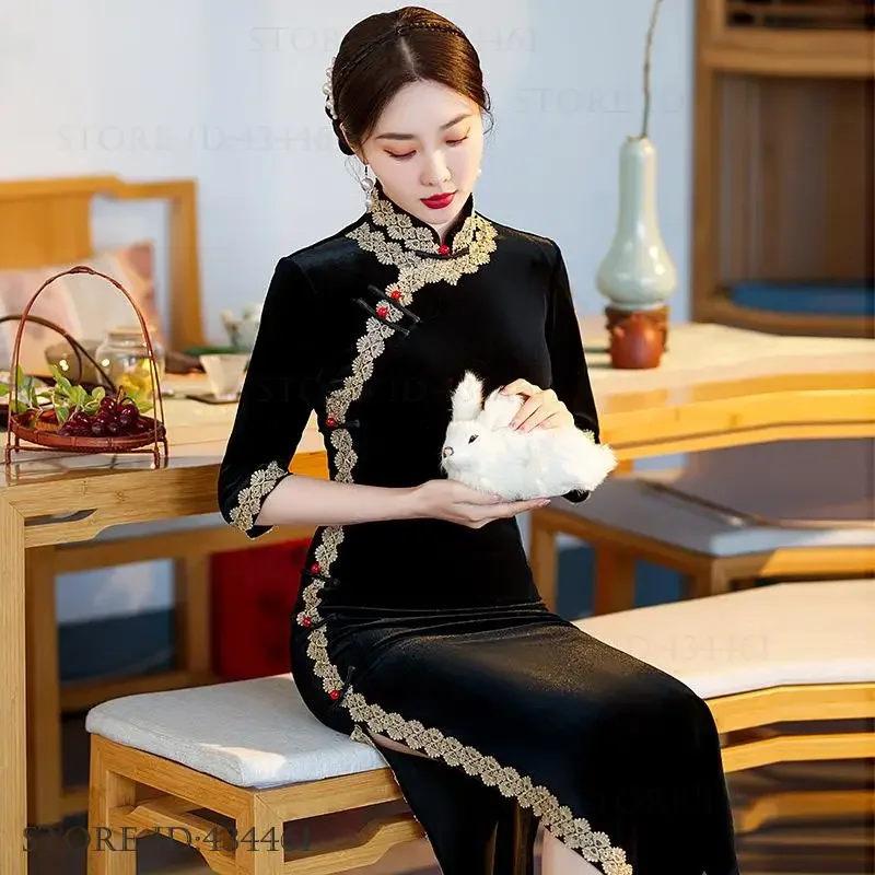 

Women Velvet Long Cheongsam Plus Size 3XL 4XL Sexy Slim Split Chinese Dress Classic Elegant Half Sleeve Qipao Velour Vestidos