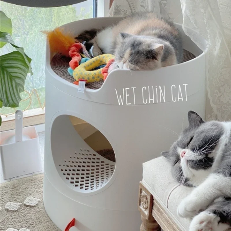 Pet-Friendly Litter Solution Double-Layer Castle Cat Toilet Fully Enclosed Space with Anti-Splash and Odor Control Features