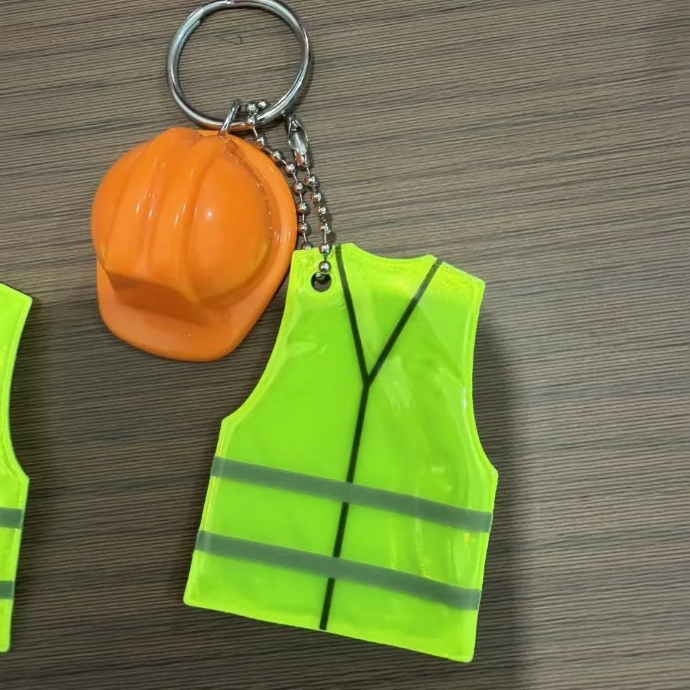 Reflective Design Reflective Keychain Creative Vest Shape Night Travel Decor Helmet Shaped Keychain Safety Helmet Shape