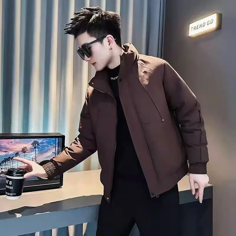 

Новая зимняя мужская куртка с воротником-стойкой, повседневная, удобная, универсальная, утепленная, на молнии, из смесового хлопка и полиэстера