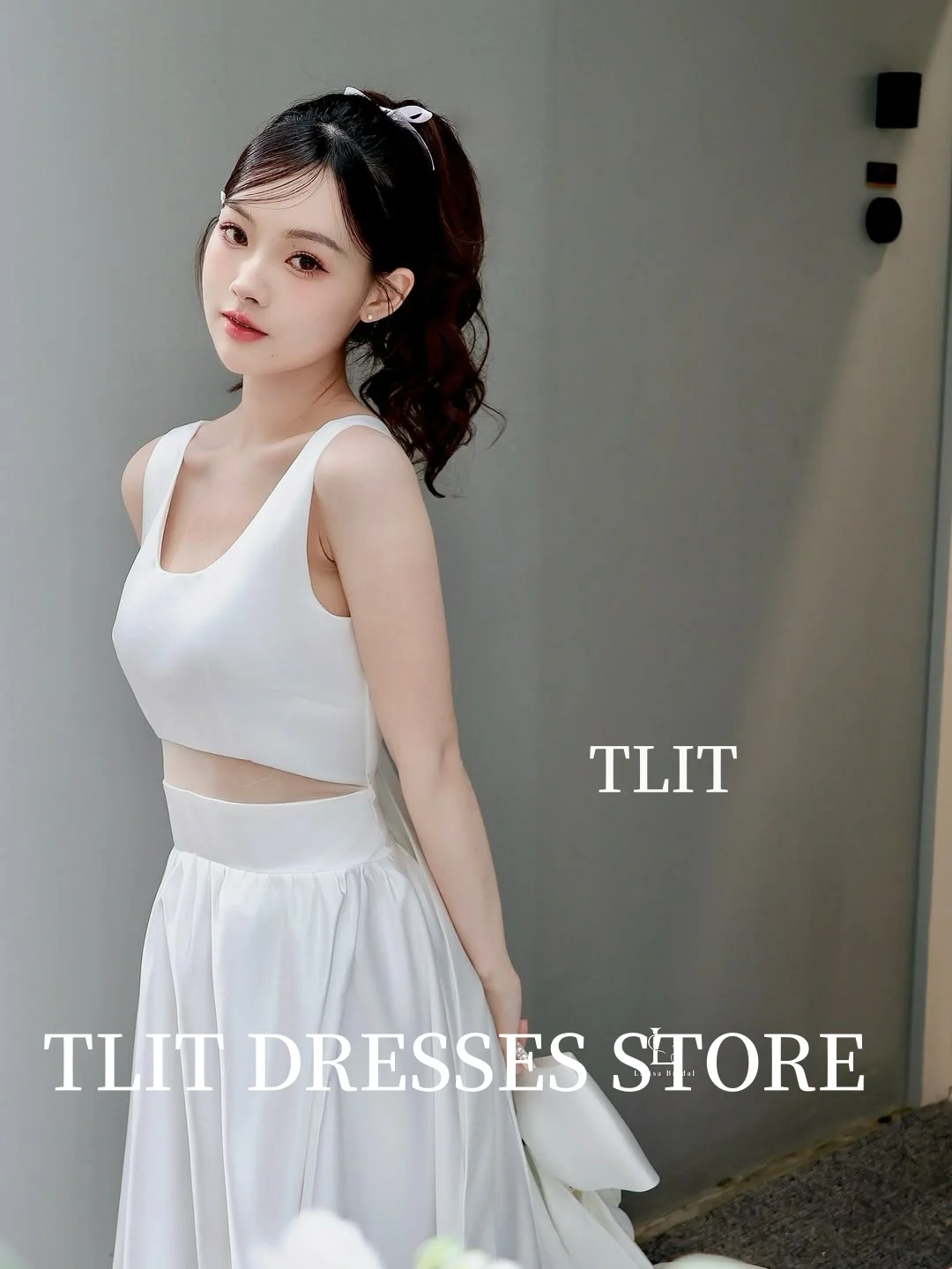 TLIT Elegante weiße Brautkleider aus Seidensatin mit Spaghettiträger und Schleife, Brautkleider, Korea-Hochzeitskleider, Fotoshooting, individuell gestaltet