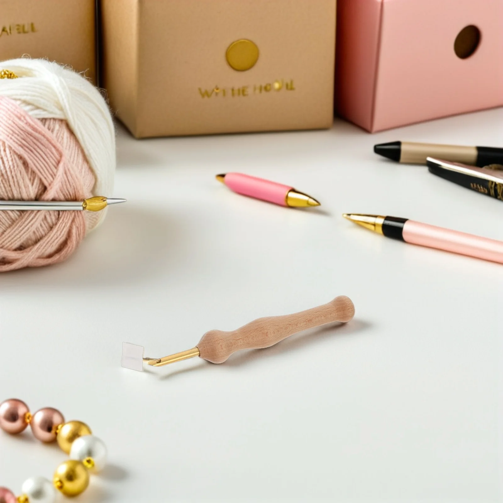 

4Sets Wood Handle Embroidery Punch Needle Sewing Hook Needle Set DIY Hand Sewing Craft Stitching Applique Embroidery