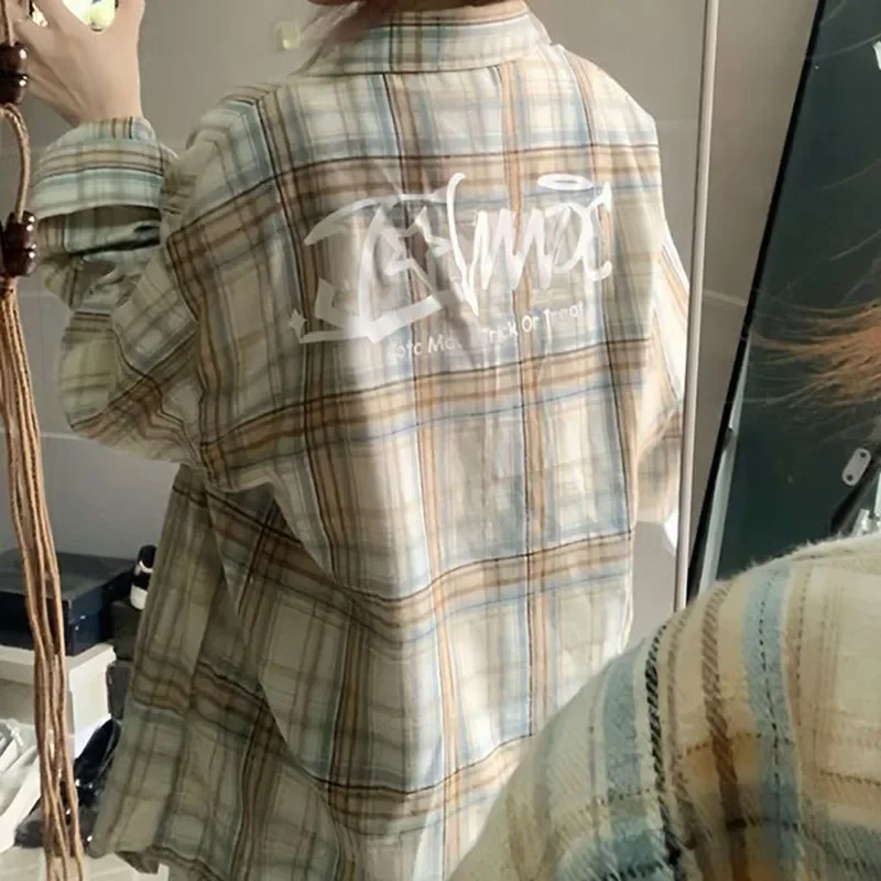 Camisa a cuadros con cuello de Polo retro americano para mujer, abrigo de manga larga con protección solar informal, diseño de nicho suelto, Otoño, 2024