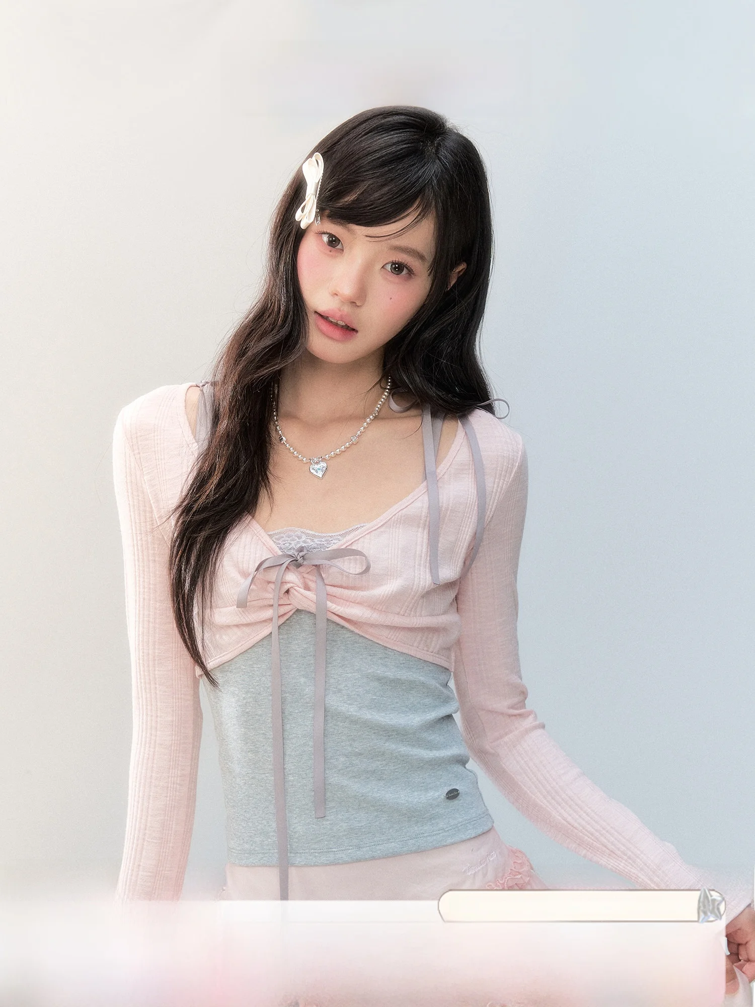 Ballet Pink Long Sleeve T-Shirt Women's Slim Fit Contrast Color Knot Design Sweet Style Cotton Blend Casual Fashion Top