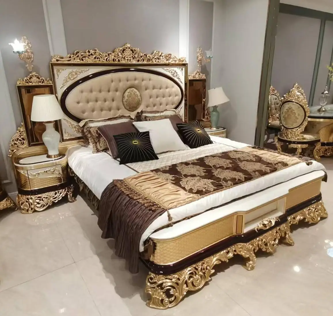 #$French king Size Carved Solid Wooden Bed Frame Tufted Bedroom Bed Furniture Set European Royal Classic Velvet Fabric Bed