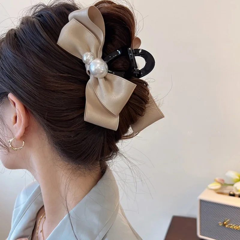 不規則なパールリボンヘアピンレディース気質サメクリップファッショナブルな女の子のヘアアクセサリー