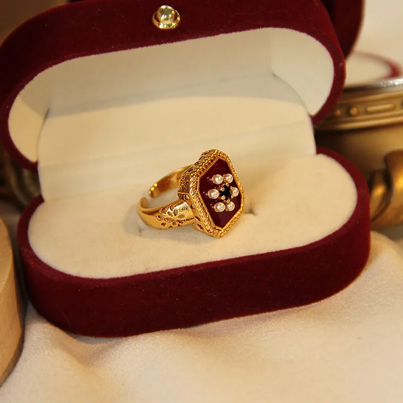 

East Gate Retro Court Pearl Flower Faionable Small Ring for Women Design Ele Open Square Ring Jewelry Accories