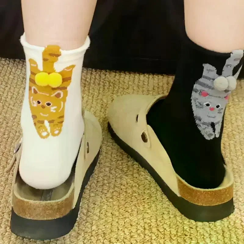 

1Pair Cartoon Cute Cat Balls Sports Socks For Women Girls Summer Middle Tube Socks Funny Cartoon Cat Ding Bell Ball Socks