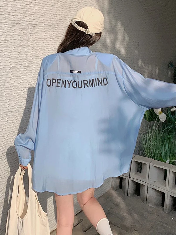 

Женская рубашка больших размеров (до 300 фунтов) с длинным рукавом, воротником и буквенным принтом, весна-лето, защита от солнца, универсальная верхняя одежда