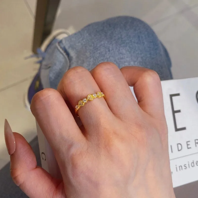 أزياء بسيطة فتاة القلب الحب صف صغير حلقة المرأة المتخصصة تصميم ضوء فاخر مطعمة الزركون المجوهرات الراقية