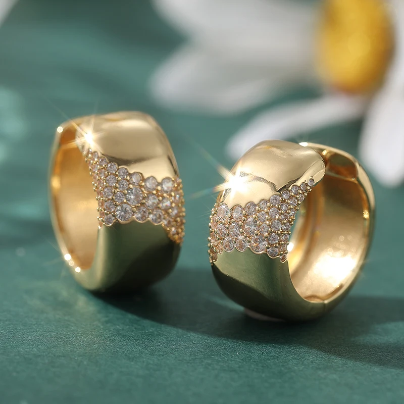 Fashionable Sparkling Zircon Geometric Wide Face Hoop Earrings Women's Simple Daily Party Jewelry Ear Accessories