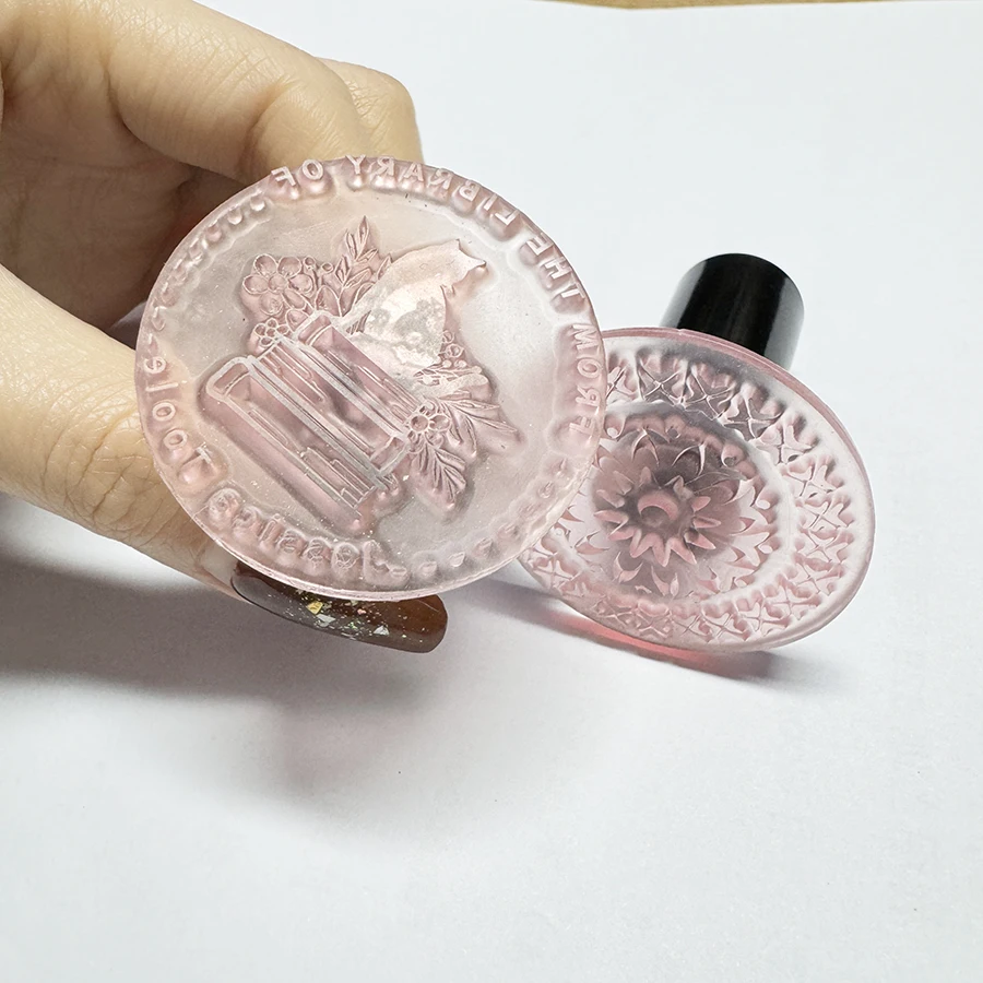 Transparent acrylic stamp customized personalized logo cartoon pattern hand account seal fixed engraved crystal rubber stamp