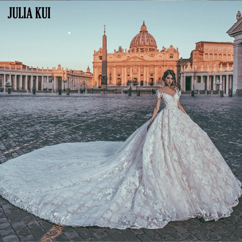 Julia Kui-vestido de novia personalizado con cola real, vestidos de novia con cuentas, bordado de perlas, encaje, estampado Floral para novias