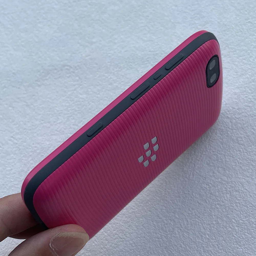 Telefon komórkowy Blackberry 9720 GSM 3G, ekran 2.8 cala, aparat 5MP, WiFi, oryginalny, odblokowany smartfon z klawiaturą QWERTY, wyprodukowany w 2013 roku.